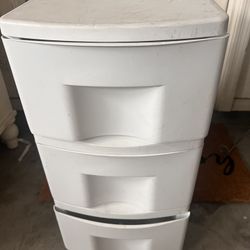 Sterlite Drawers (3) 