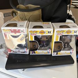 Funko LeBron James And Micheal Jordan 