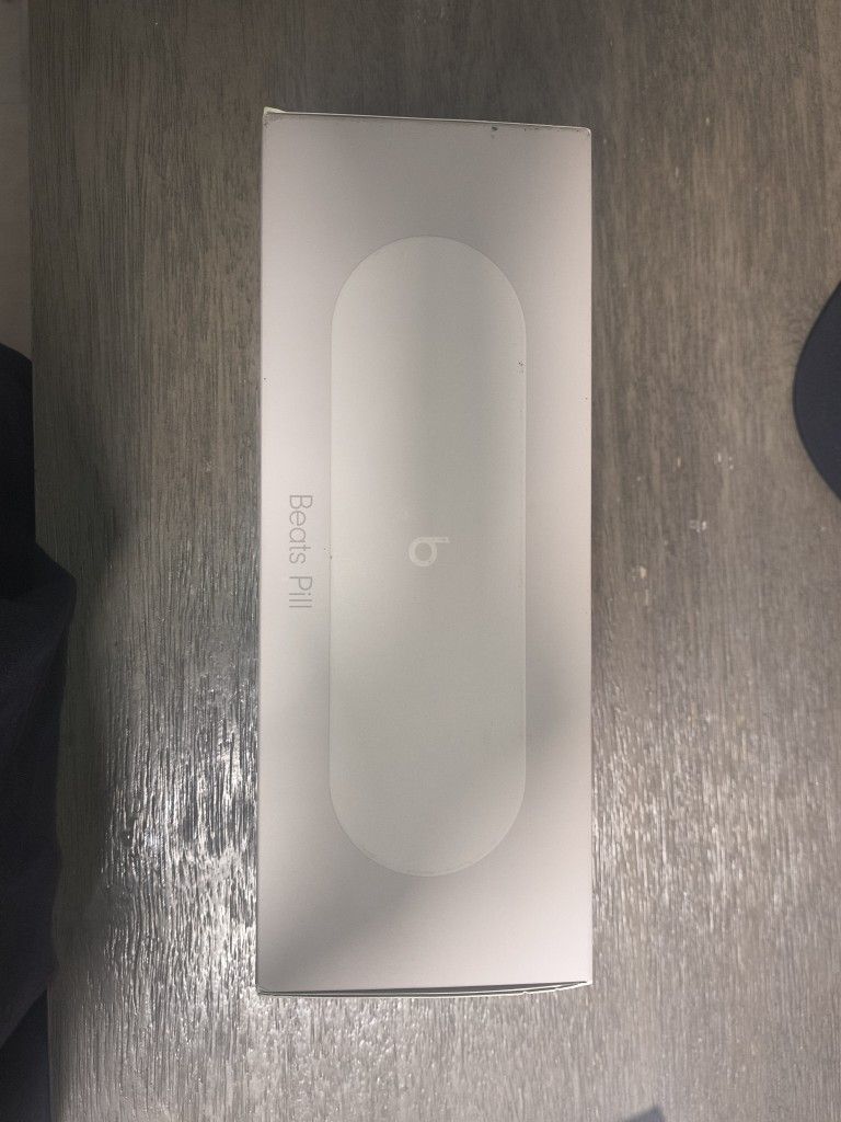 Apple Beats By Kim Beats Pill New Sealed Light Gray