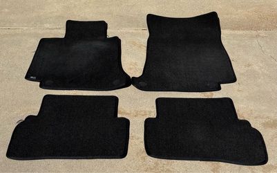 Lloyd Mat Set for compact vehicle