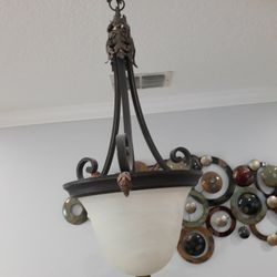 Dining room Lamp Approx 26 Inches From Ceilimg To Bottom Of Lamp $90