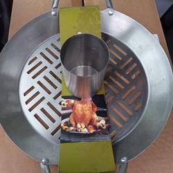 Tommy Bahama Vertical Chicken Roaster