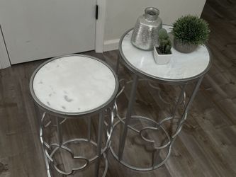 Set Of Two Site Tables! Marble. Like New Perfect Condition