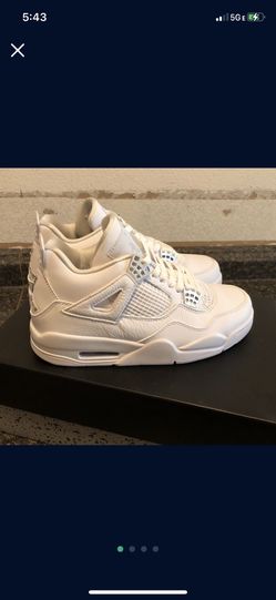 White Jordan Retro 4