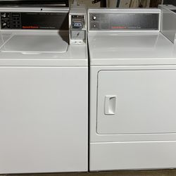 COIN OPERATED WASHER & DRYER SPEED QUEEN