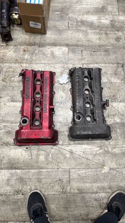 SR20 valve cover