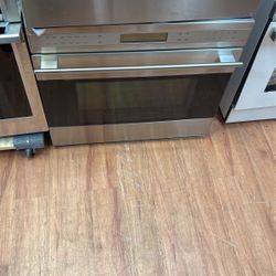 WOLF SINGLE OVEN 30” INCHES 