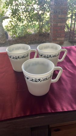 Pyrex cups