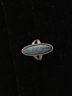 Elongated oval turquoise ring