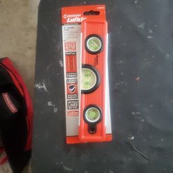 Crescent 9 Torpedo Level