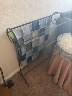 Quilt/blanket Rack