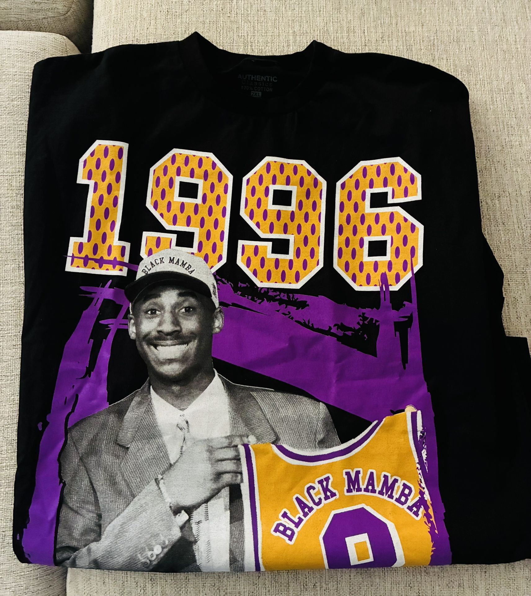 Kobe Bryant T Shirt Black Mamba Size 2 XL