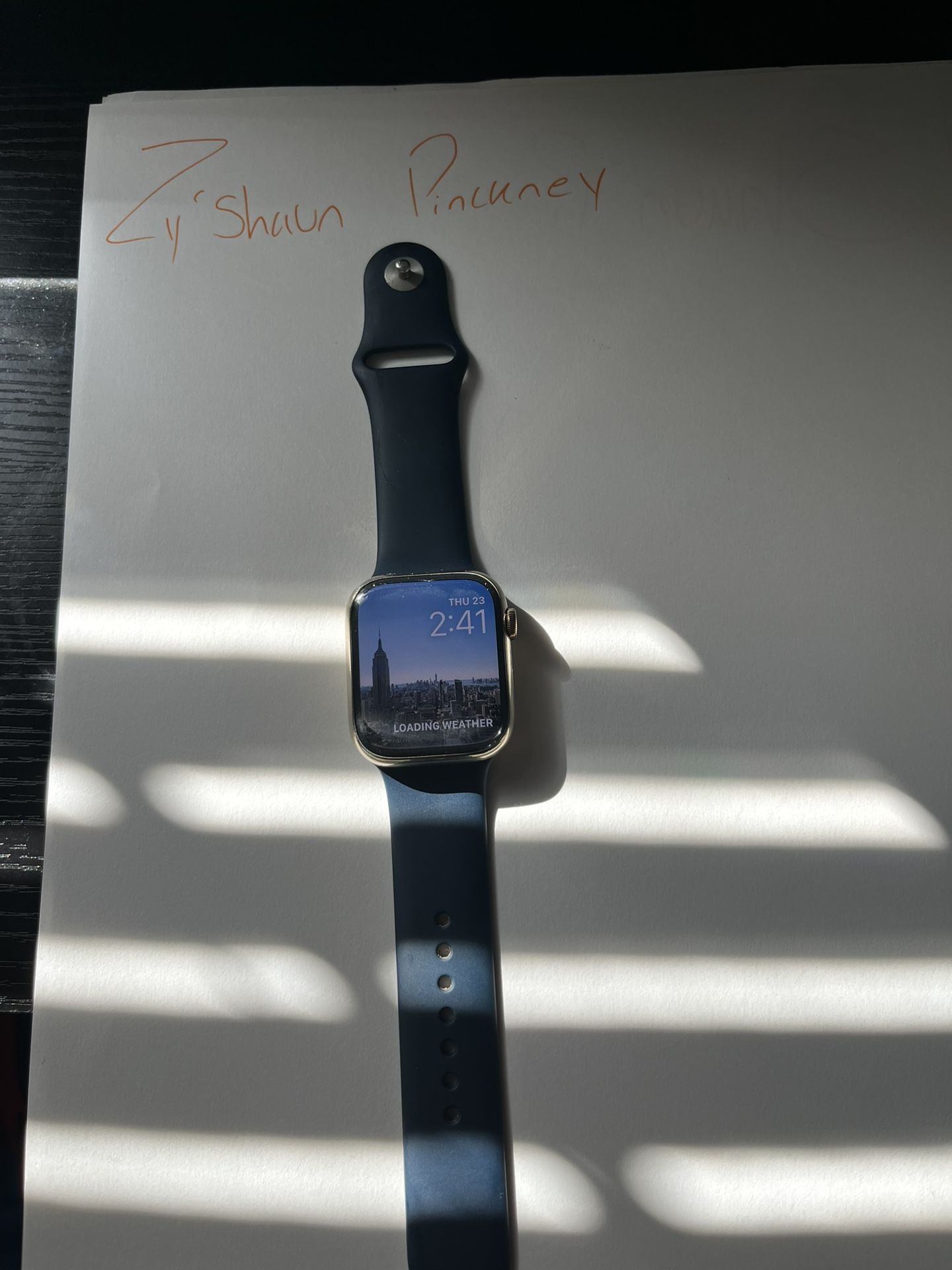 Apple Watch Series 7 (GPS + Cellular)
