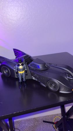 Michael Keaton Batman and BatMobile