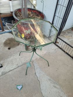 Outdoor glass table
