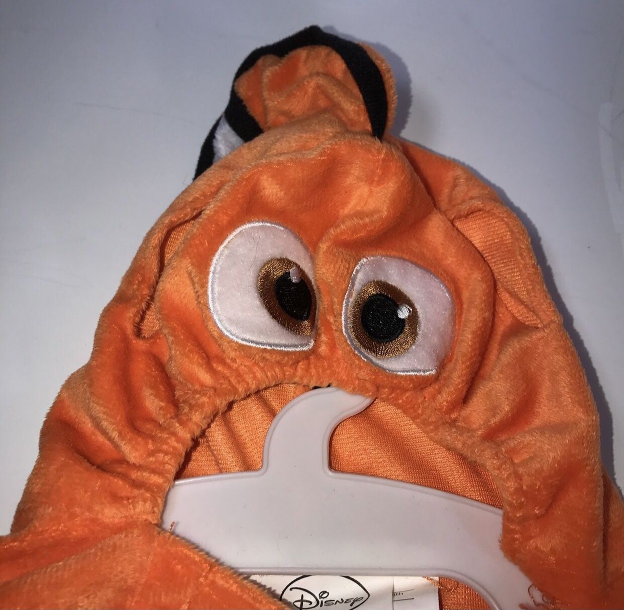 Brand New w/ Tags Disney Finding Nemo Dog / Pet Costume, Size Large, Adorable!! (PLEASE READ DESCRIPTION!)