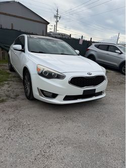 2014 Kia Cadenza