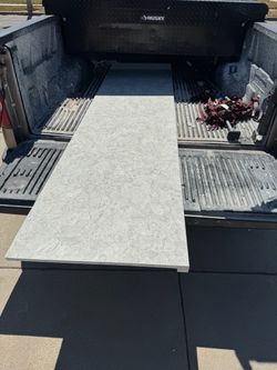 Quartz countertop pieces