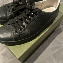 Black Men’s Gucci Shoes