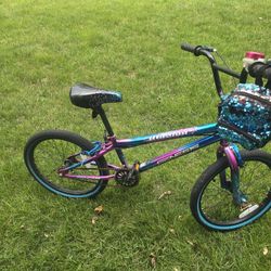Genesis Illusion Kids BMX Bike – 20” Wheels 