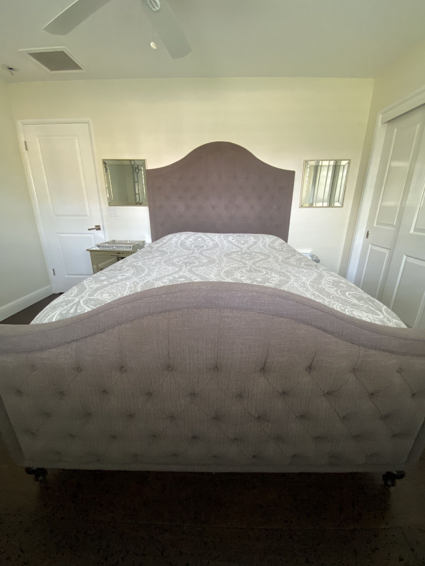 Custom Lee Industries Tufted Upholsetered “Flair” Headboard and Footboard