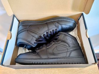 Men's size 11 Jordan 1 mid