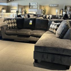 Grey 2PC Chaise Sectional Couch