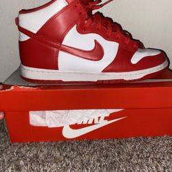 Nike Dunk High Championship Red