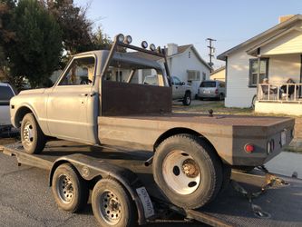 1972 C30 Dually flatbed running project With Crane