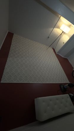 Lamp, Bedroom/living Room Chest , Area Rug