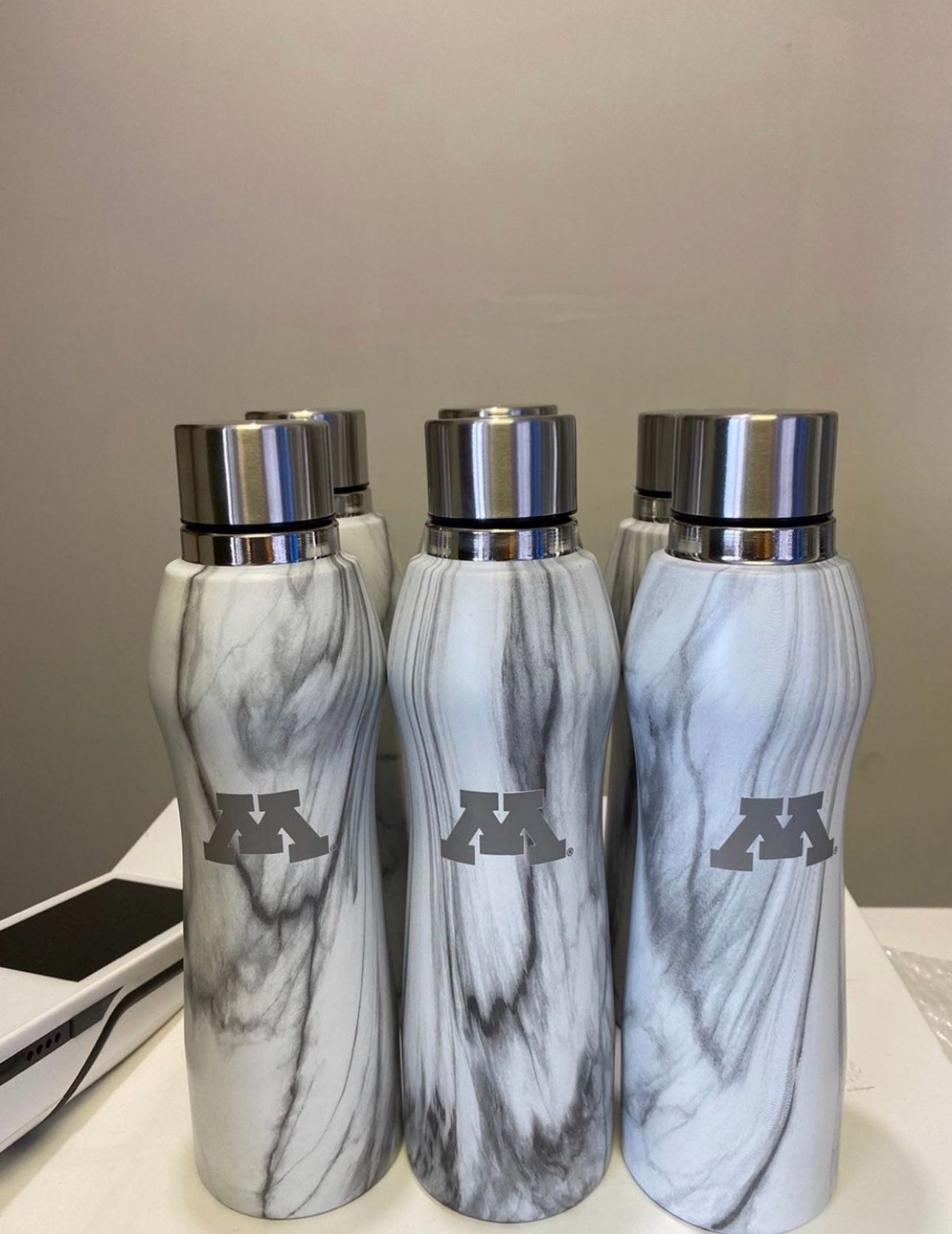 AcAA gonzaga bulldogs 20 oz marbled stainless steel water bottle Amazon brand ne