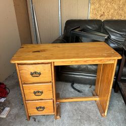 Wood Desk 3 Drawers 