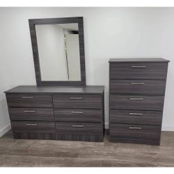Dresser With Mirror And Chest 
