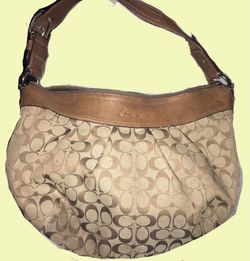 $60 Coach Thick Shoulder Bag…