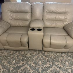 Living Room 100% Real Leather Recliners Sofa And Love Seat With Free New Carpet 