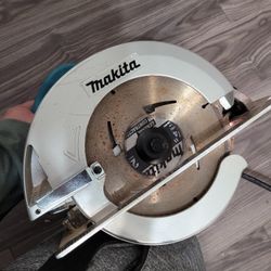 Makita 5007FA 7-1/4" Circular Saw, with Electric Brake