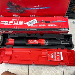 Milwaukee M12 FUEL One-Key 12-Volt Lithium-lon Brushless Cordless 1/2 in. Digital Torque Wrench (Tool-Only)