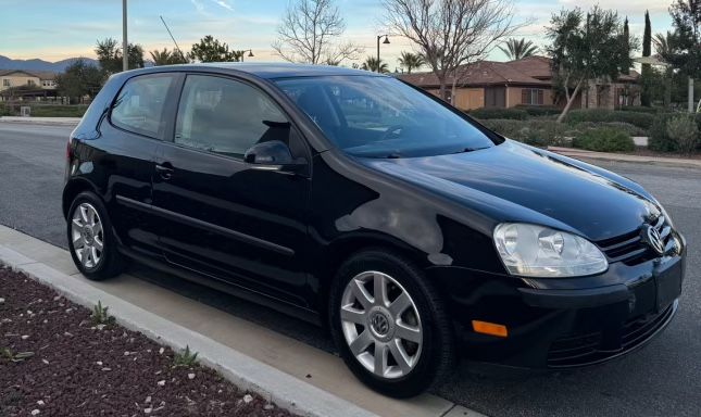 2009 Volkswagen Rabbit for Sale in Los Angeles, CA - OfferUp