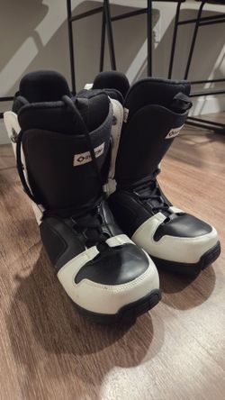 Snowboard Boots