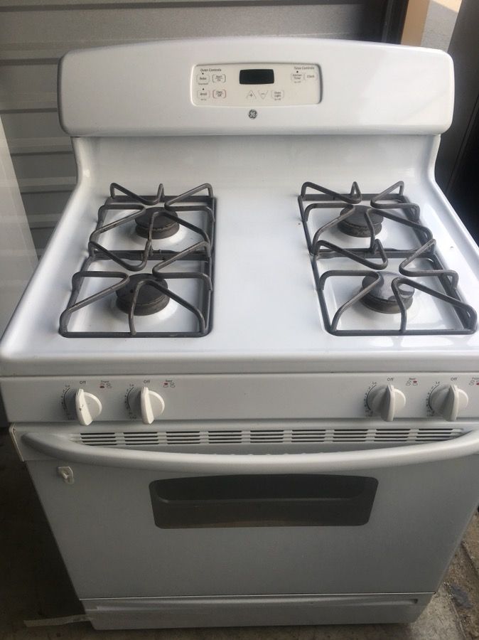 GE gas stove good condition