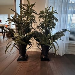 Potted Fake Plants 