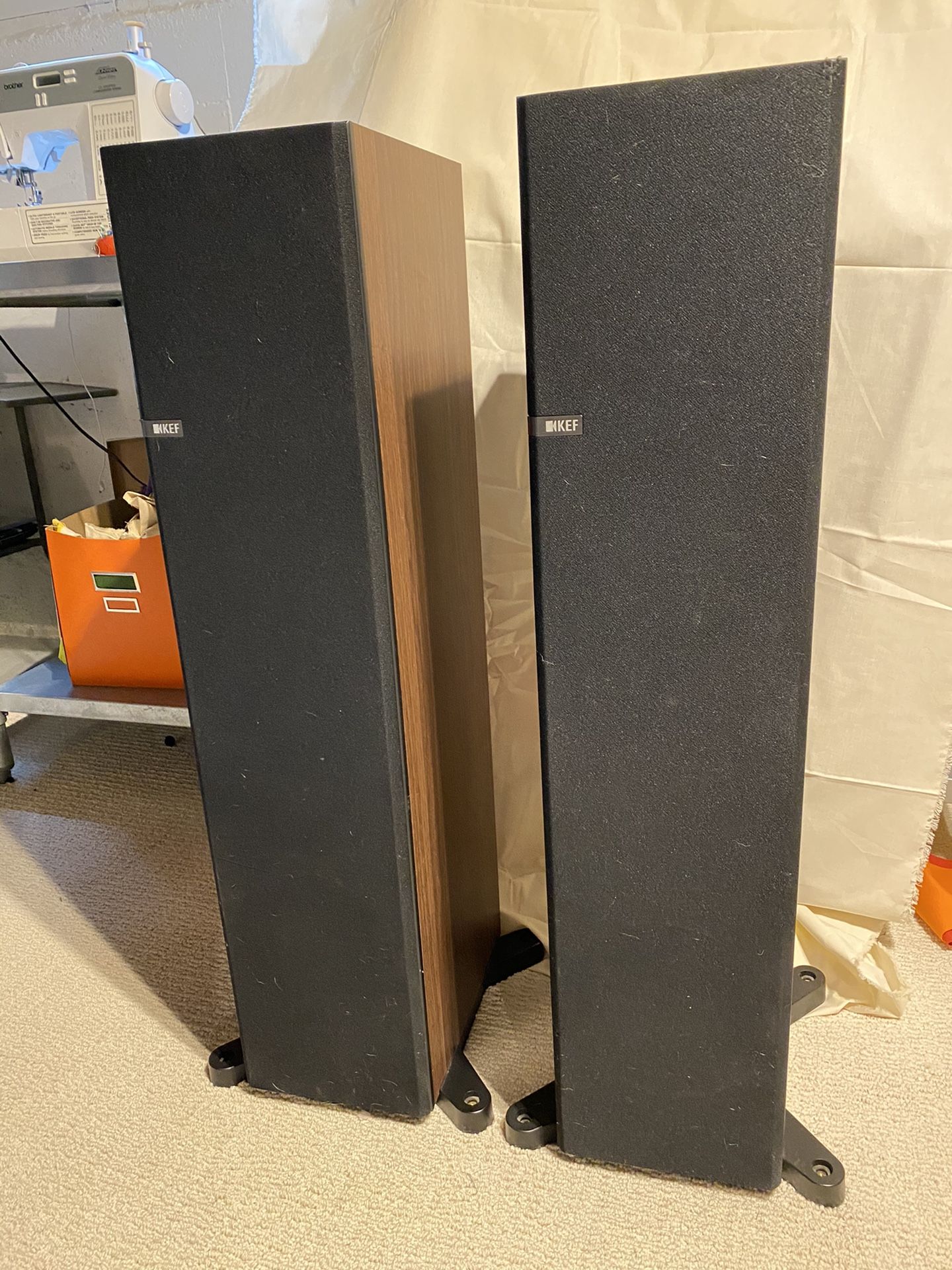 KEF Q700 speakers