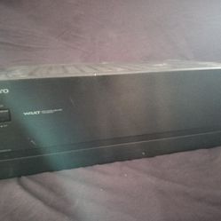 Onkyo M-282 stereo power amplifier.