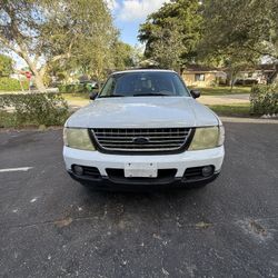 2003 Ford Explorer