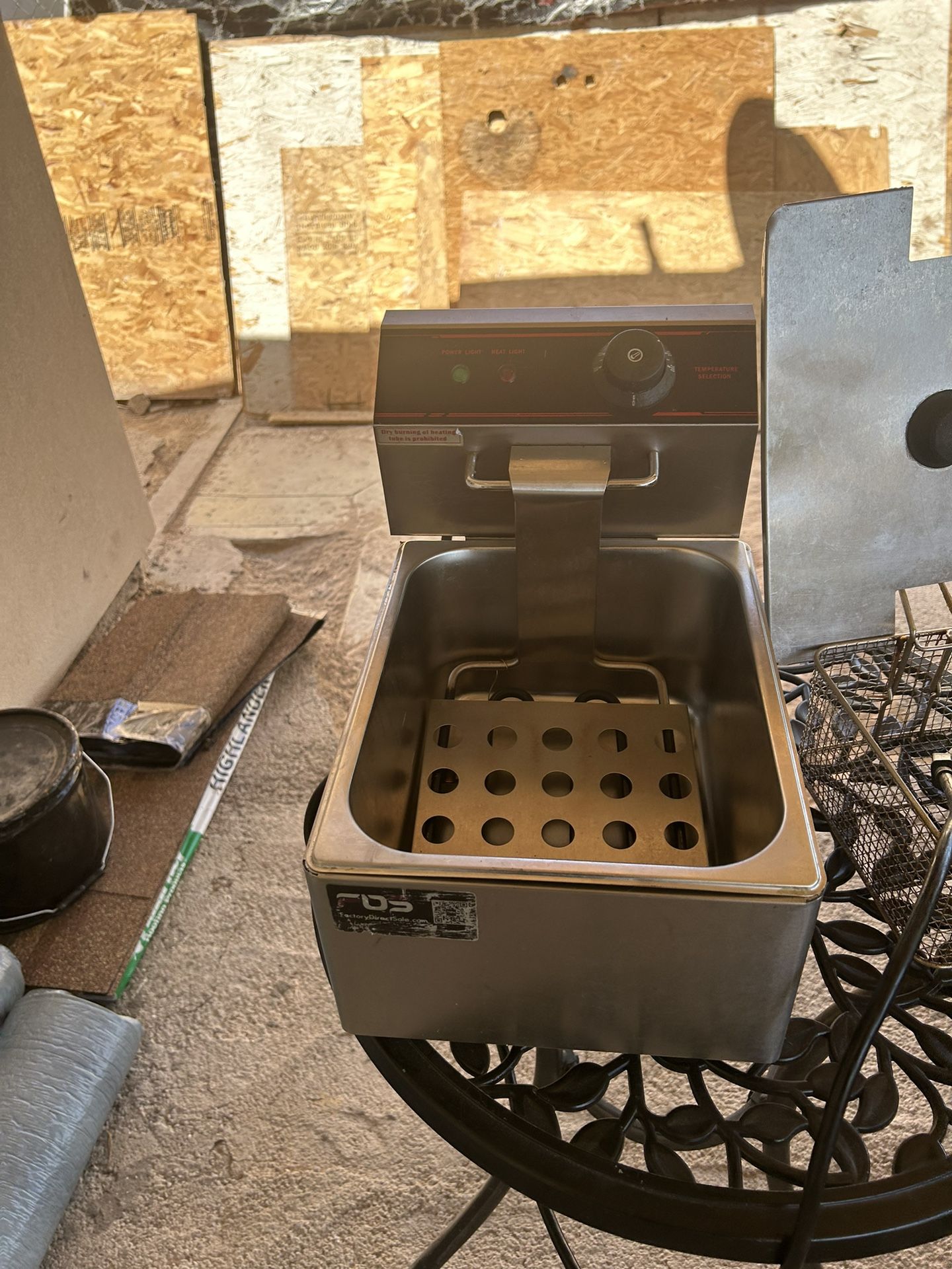 ラタン調のおしゃれなオープンラック3段 高さ77cm [8094]