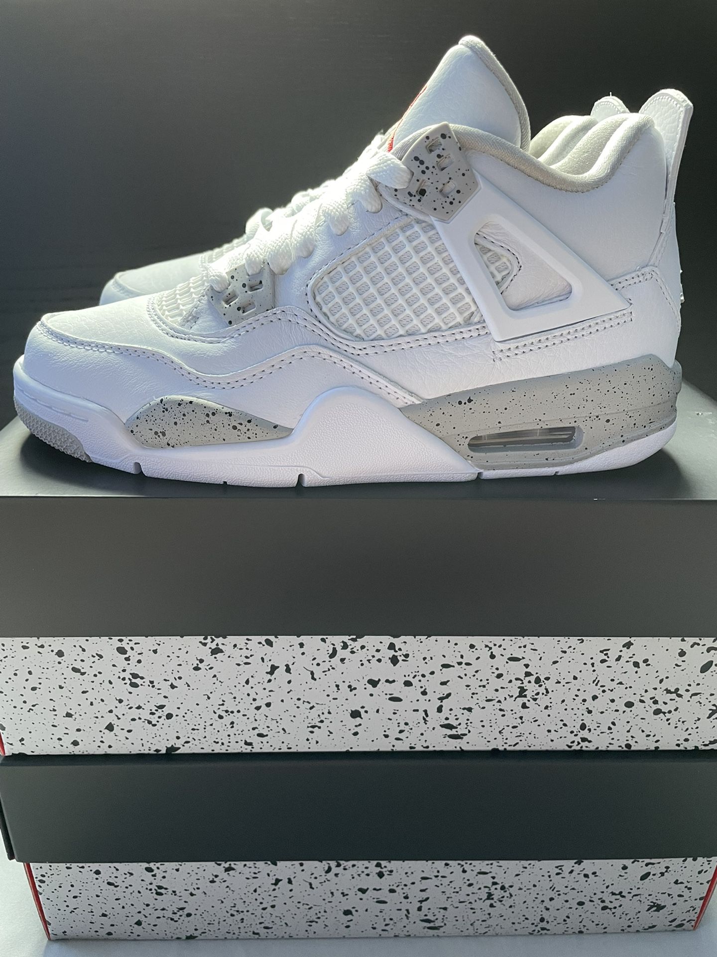 Air Jordan 4 White Oreo GS for Sale in Minneapolis, MN - OfferUp
