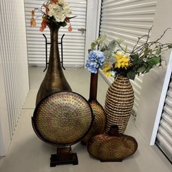 Large Decorative Vase Entire Set Up Beautiful 