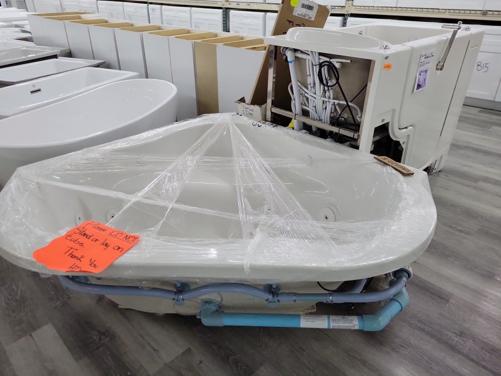 Jacuzzi Hottub 77"