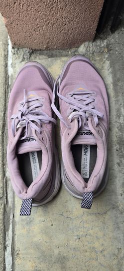 Women shoes size 9.5