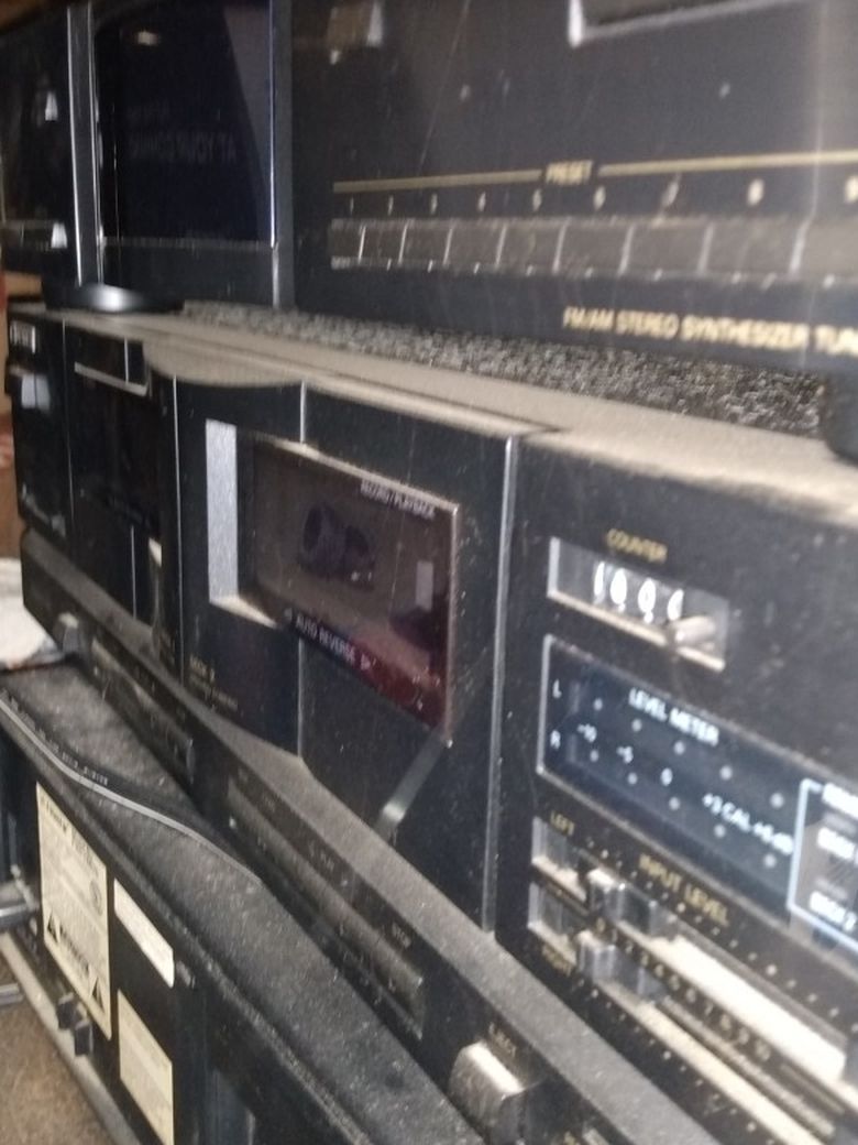 1,000 Watt Fisher Stereo System